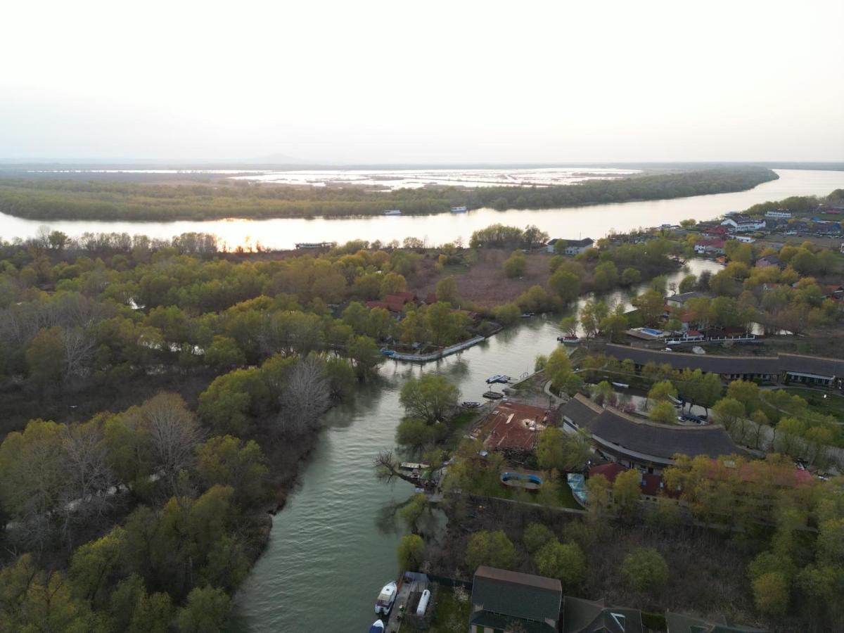 Pensiunea Uzlina Tulcea Esterno foto